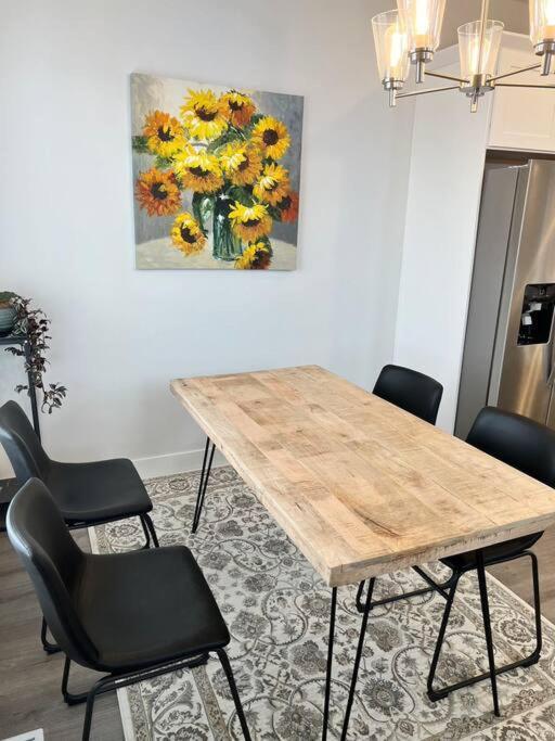 Villa Brand New 3-Beds Stylish Entire House At Lehi Extérieur photo
